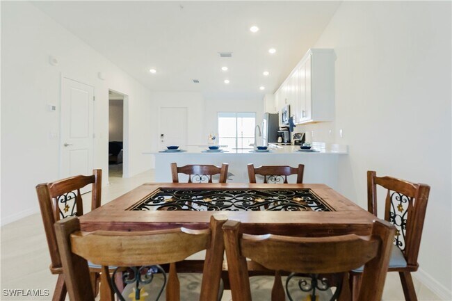 Building Photo - 5478 Double Eagle Cir