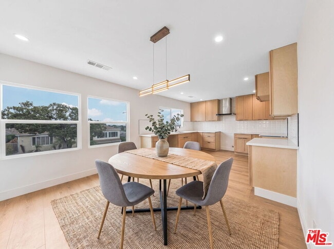 Building Photo - 5455 Harcross Dr
