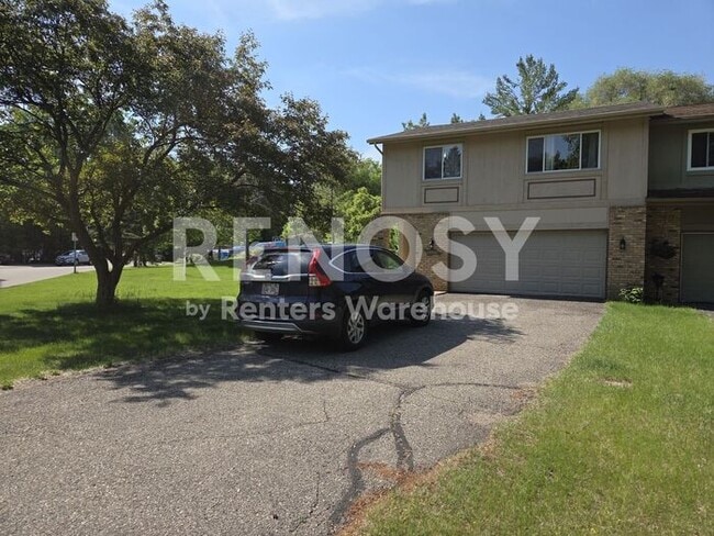 Building Photo - 15536 Garfield Cir