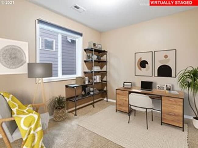 Building Photo - Happy Valley 4 Bedroom Home