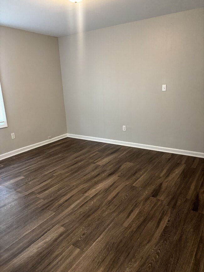 Building Photo - 1560 Cane Rd