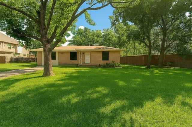 Primary Photo - 404 S Coppell Rd
