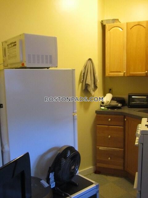 Building Photo - 38 Hemenway St