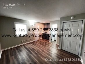 Building Photo - Newly Remodeled Studio Now Available!! 1/2...