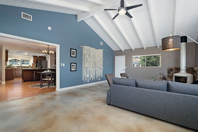 Building Photo - Beautiful 3BD 2BA House Sitting on Over 1/...
