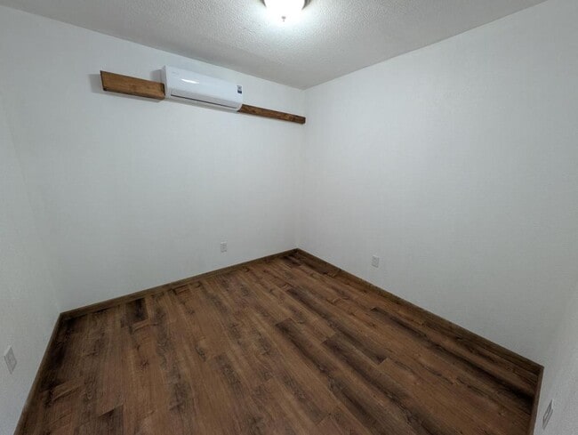 Building Photo - 205 Colorado Ave