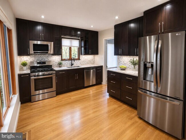 Building Photo - 3615 Devilwood Ct