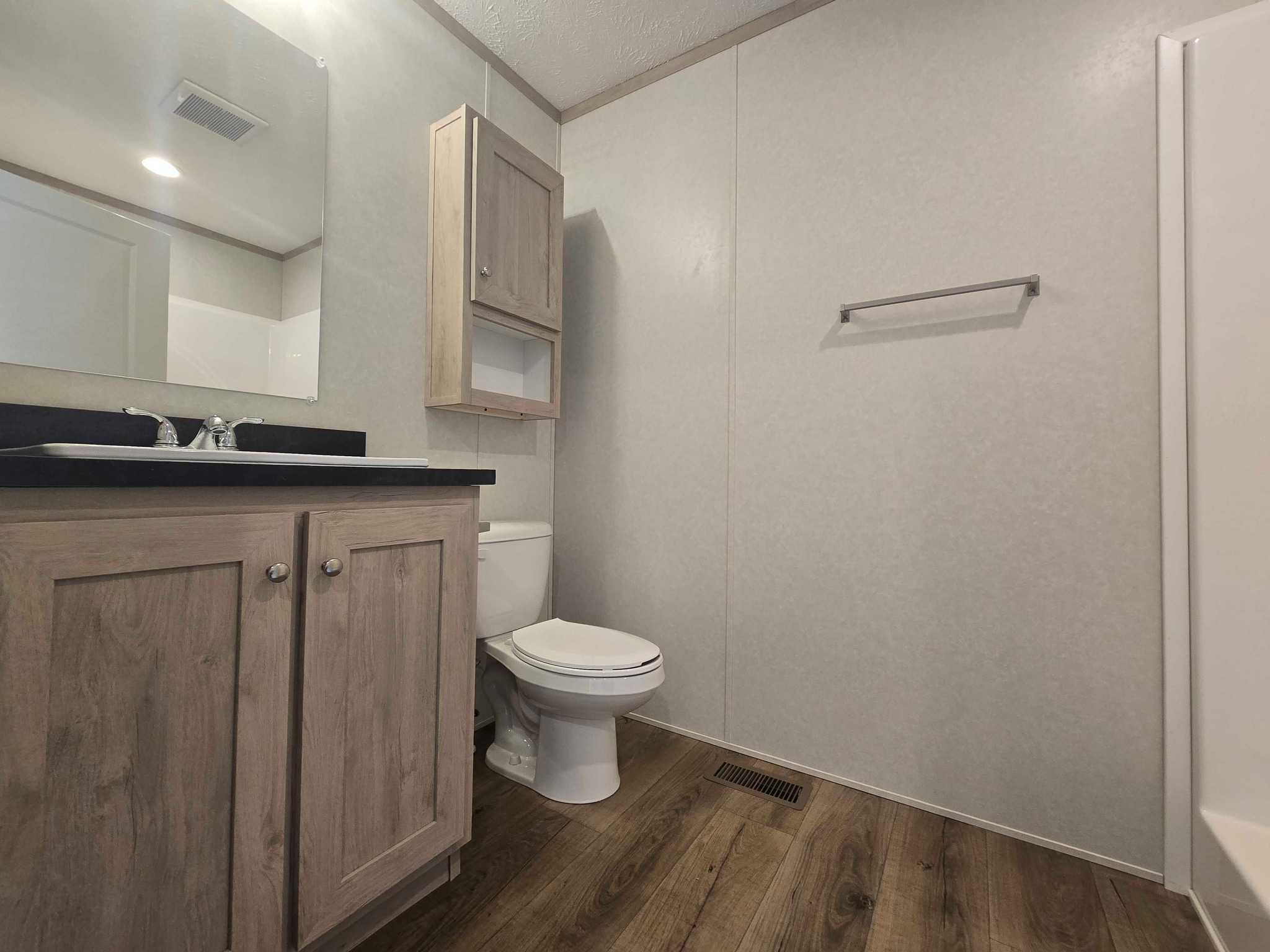 Building Photo - 119 Georgia St