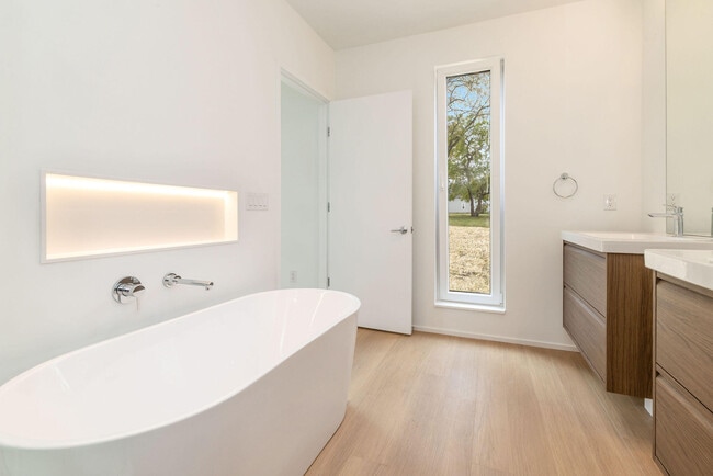 Building Photo - 1189 Harmony Ct