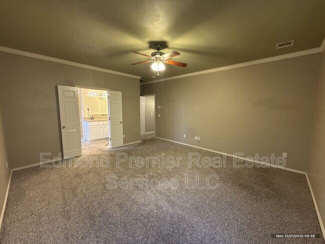 Building Photo - 14001 Arapaho Rd