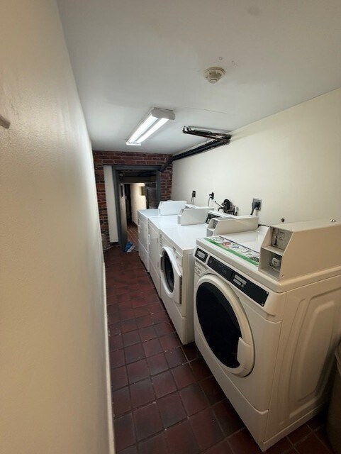 Building Photo - 57 Fulton St