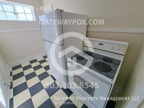 Building Photo - 108 N 1st St