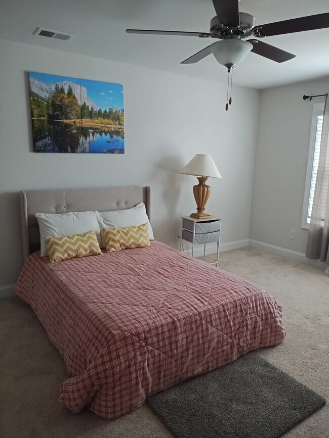 Building Photo - 437 Marietta Ln