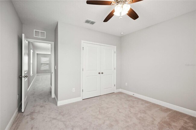 Building Photo - 2560 Warren Acrs Blvd