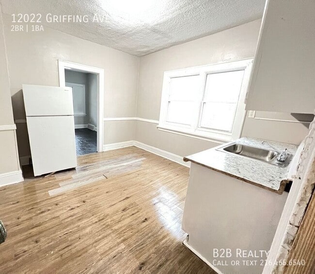 Building Photo - 12022 Griffing Ave