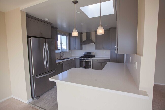 Building Photo - 620