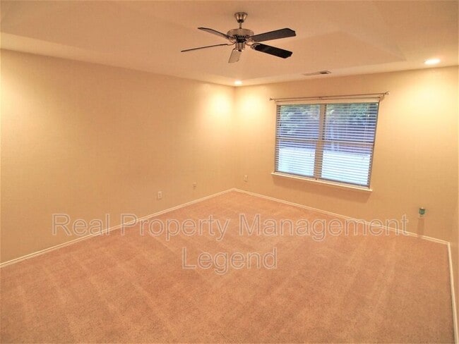 Building Photo - 3814 Juniper Hills Dr