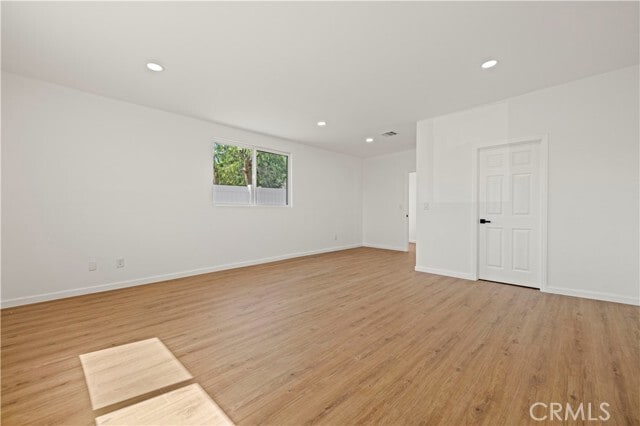 Building Photo - 11549 Kagel Canyon St