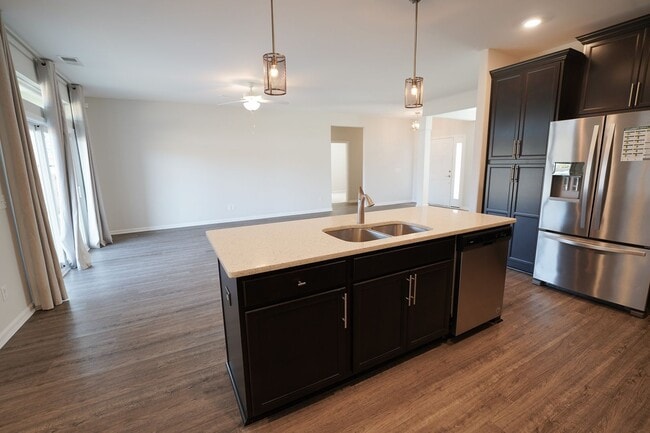 Building Photo - Available Soon!