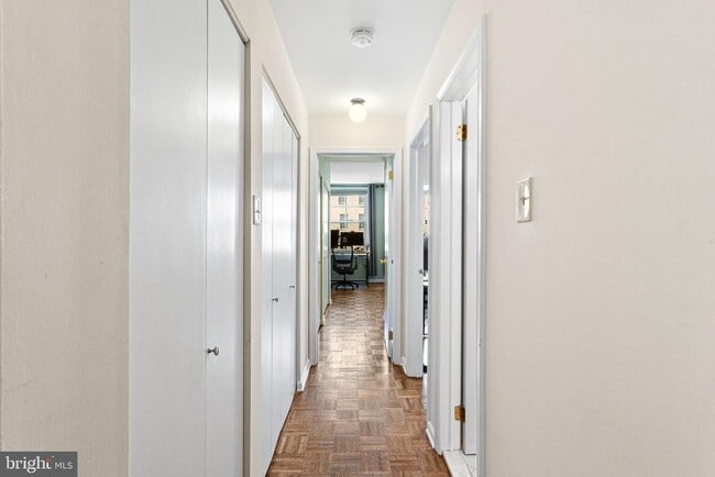 Building Photo - 3 Willings Alley