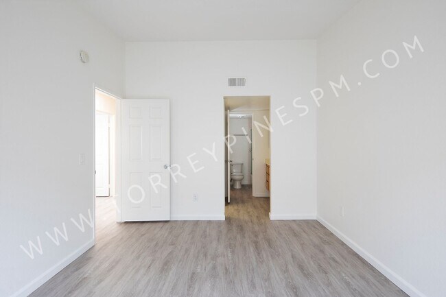 Building Photo - 3Br In The Heart Of Pacific Beach *W/D in ...