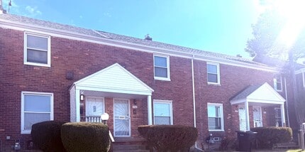 Building Photo - 480 Marquette Dr