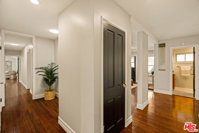 Building Photo - 6213 S Corning Ave