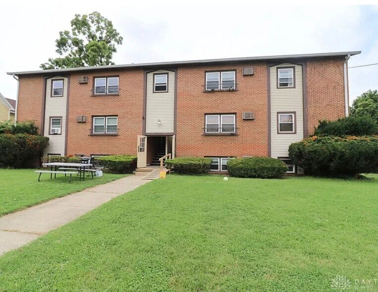 Building Photo - 311 N College Ave
