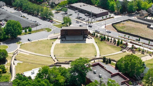 Building Photo - 103 Farmington Dr