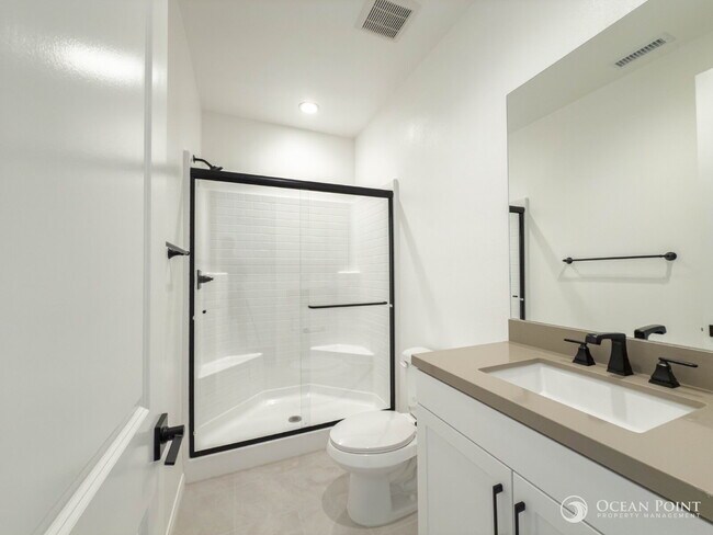 Building Photo - Newly Built 5 Bedroom Home for Rent in Fillmore!