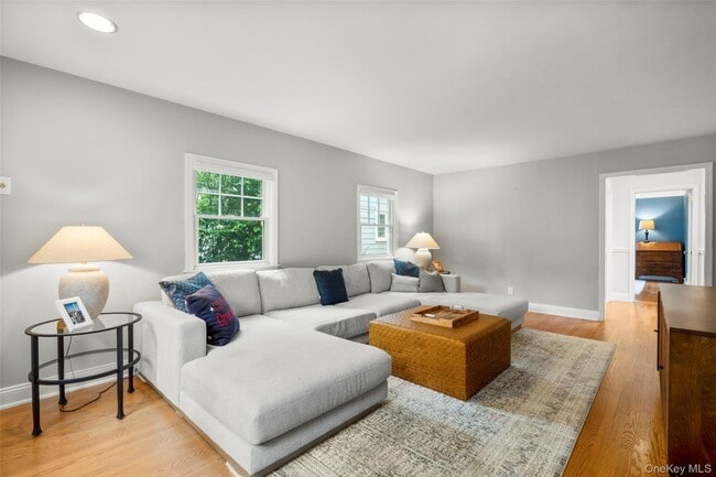 Building Photo - 42 Iselin Terrace