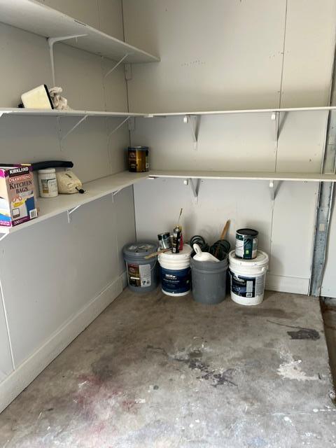 Building Photo - 1428 W Braker Ln