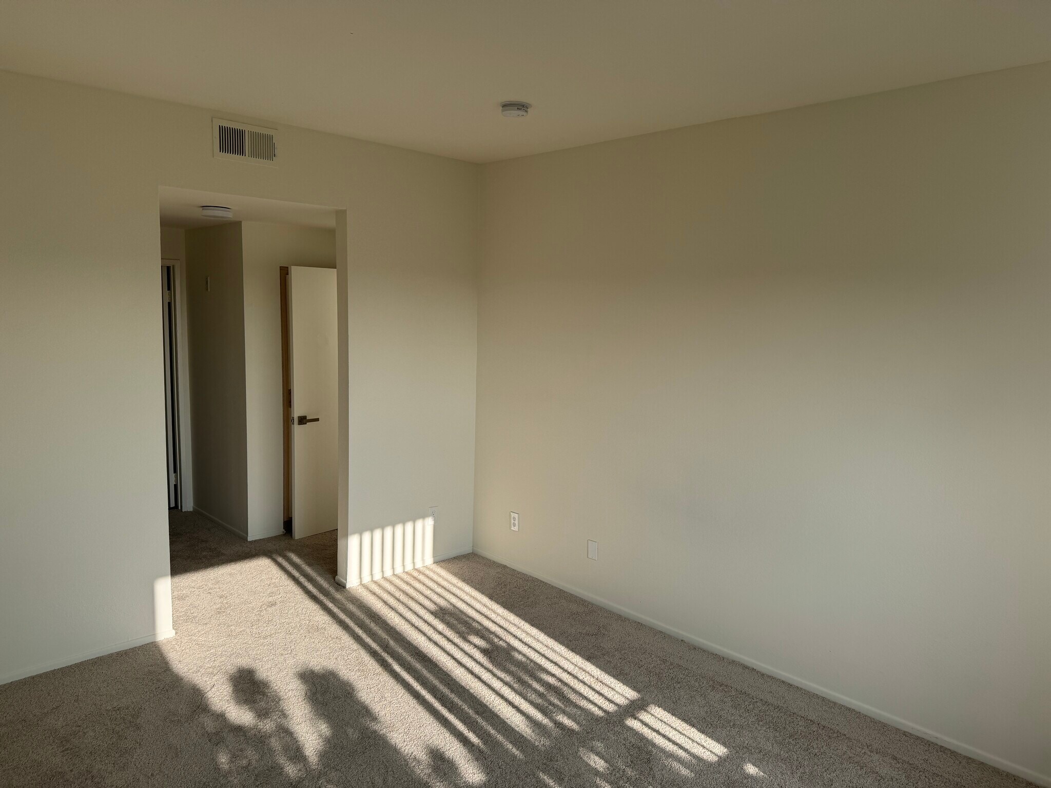 Building Photo - 4821 Sepulveda Blvd