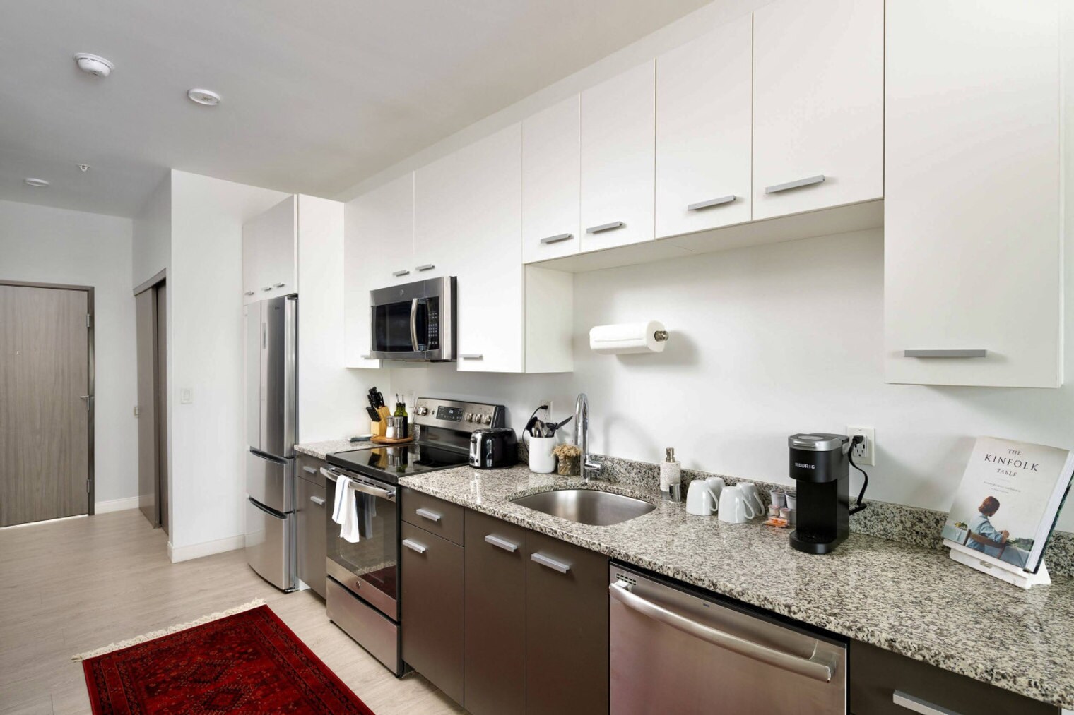 Building Photo - 211 W Mineral St