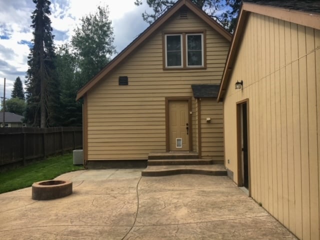 Back yard, stamped patio - 1601 E Montana Ave