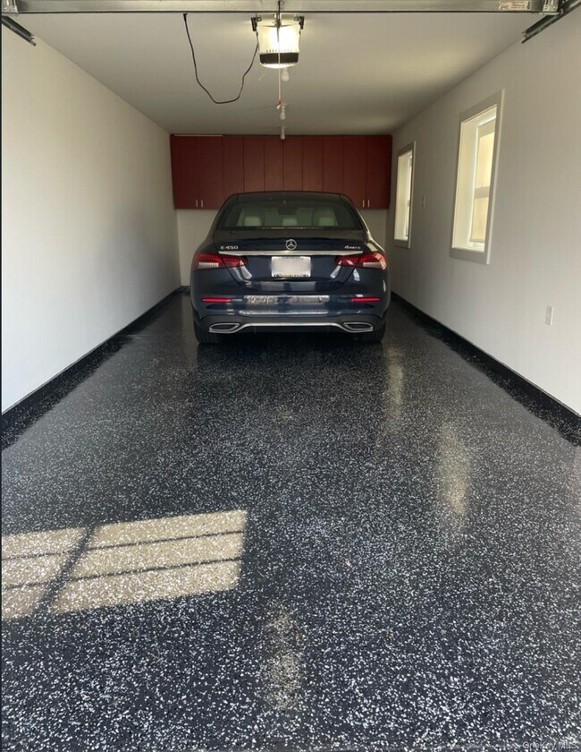 Building Photo - 2130 Hunterbrook Rd