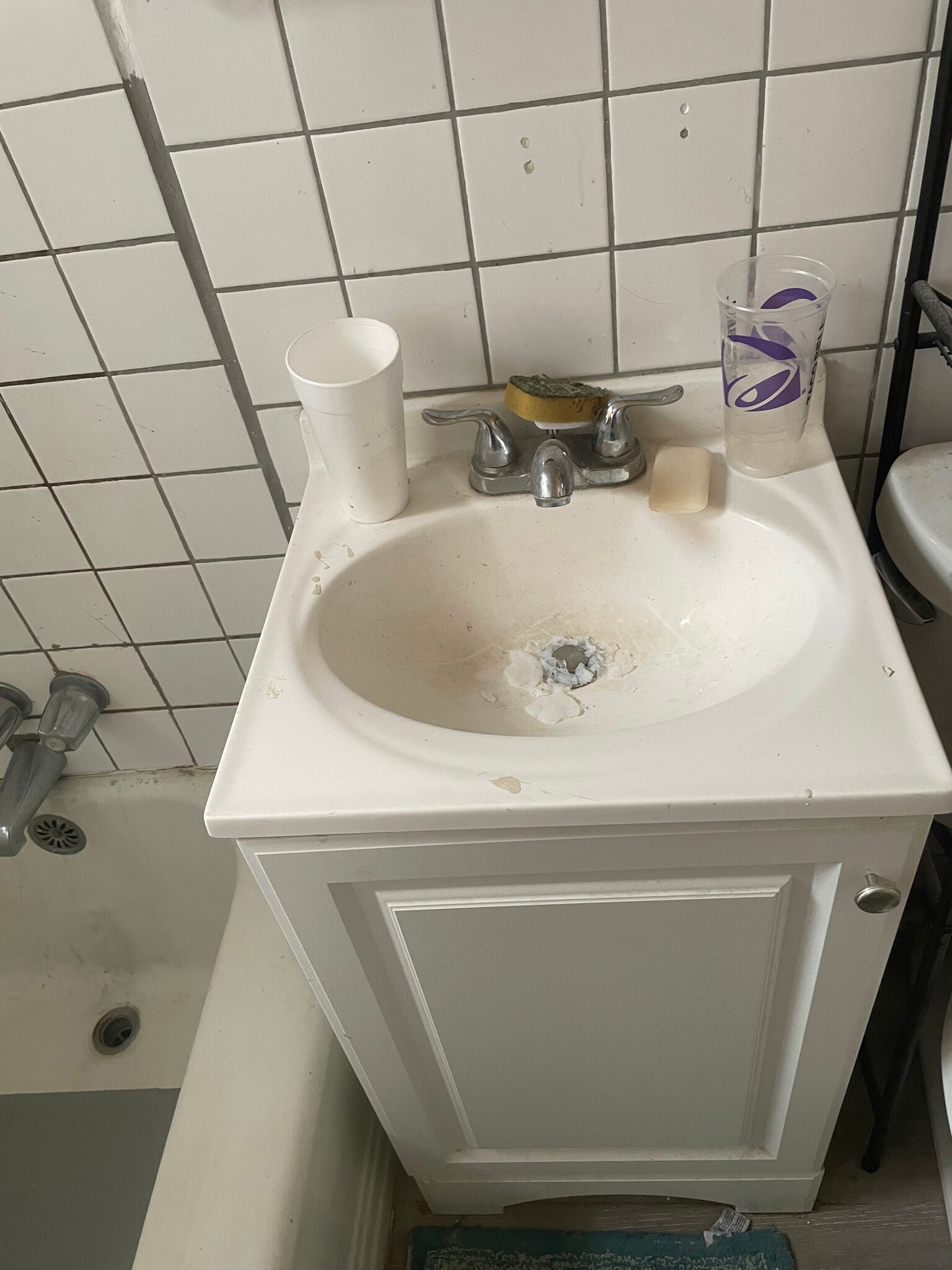 community bathroom - 1995 Kingston St