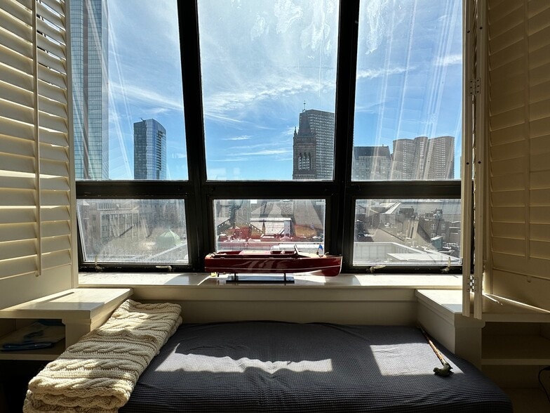 Building Photo - 160 Commonwealth Ave