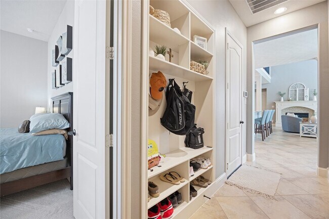 Building Photo - 16817 W Caramel Apple Trail