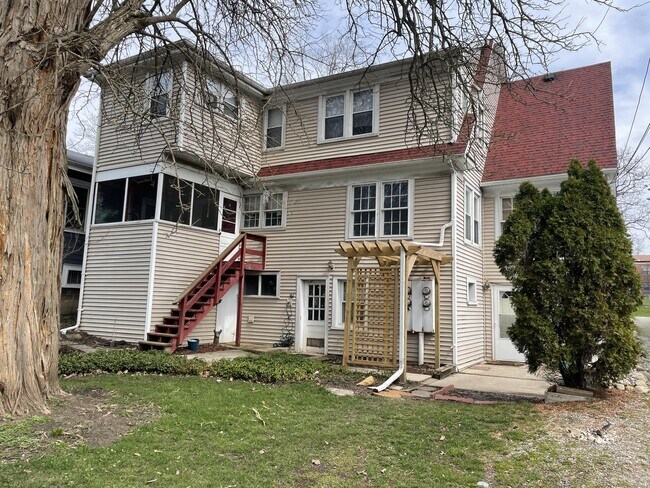 Building Photo - 317 Weston St
