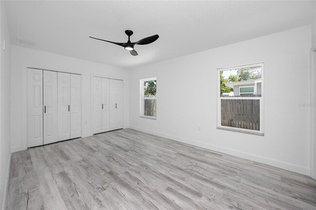 Building Photo - 2859 38th Ave N