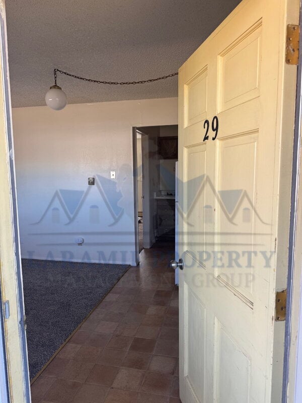 Building Photo - 706 Downey St