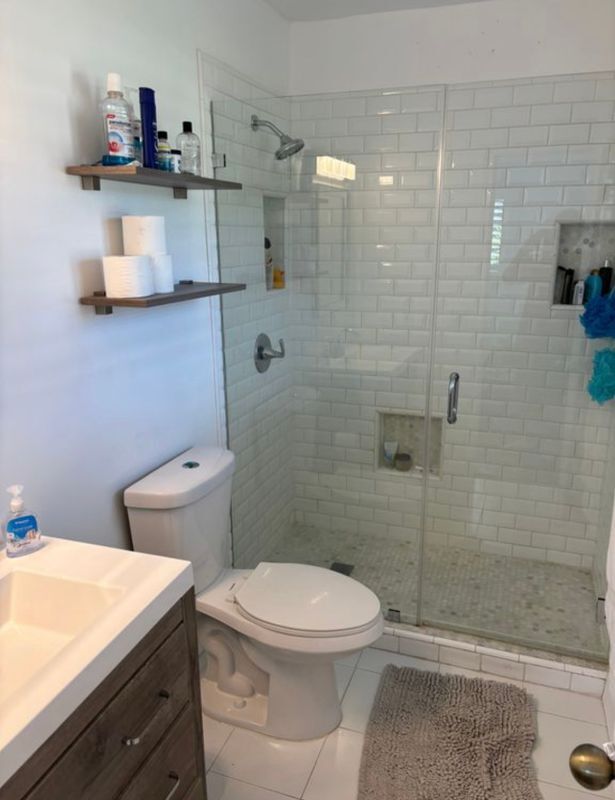 Building Photo - 7300 SW 84th Ct