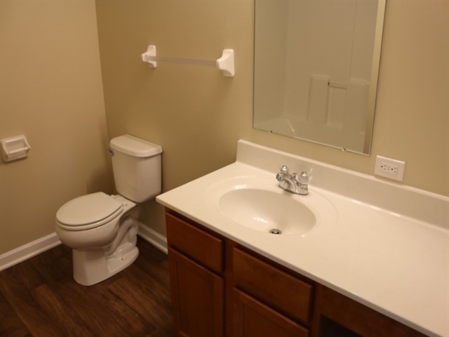 Building Photo - 9073 Bunker Hill Way