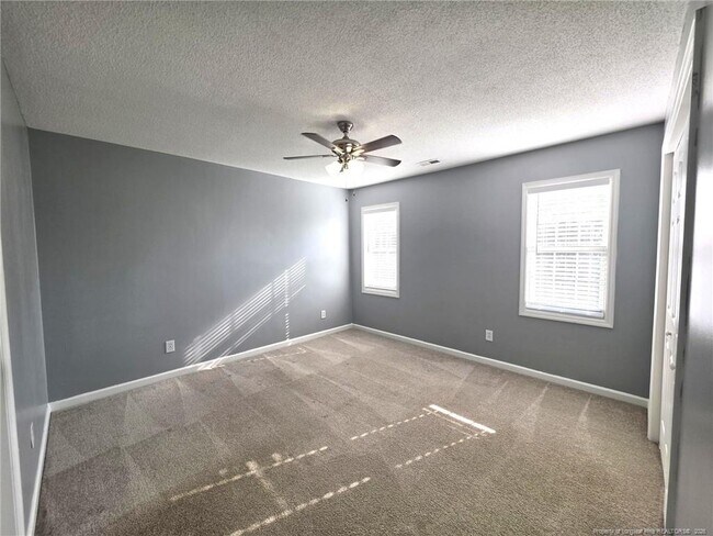 Building Photo - 2917 Franzia Dr