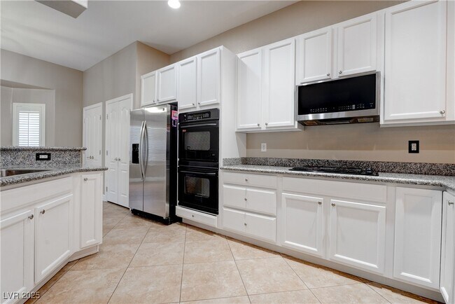 Building Photo - 8516 Dakota Trace Ct