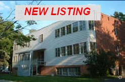 Building Photo - 714 Henry St