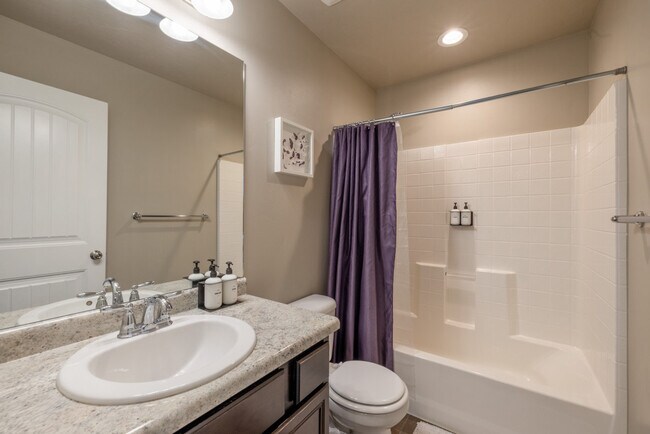 Building Photo - 3857 Ivey Ranch Rd