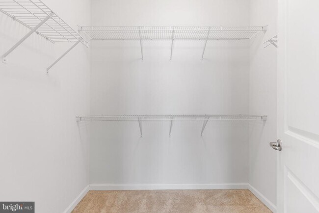 Building Photo - 101 Dallett Ln