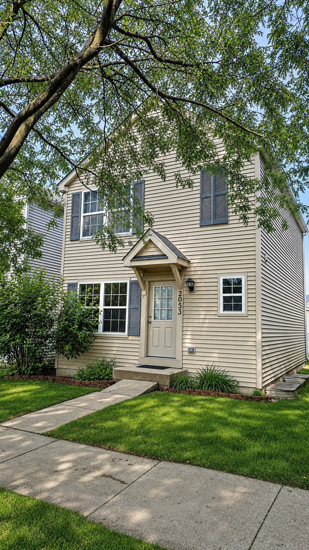Building Photo - 2053 Grayhawk Dr